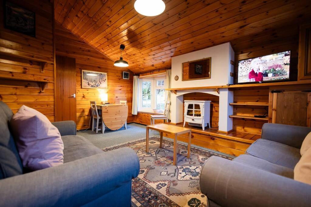 Cozy Norwegian Style Log Cabin In Rural Snowdonia - 2 Bedrooms & Parking By Seren Short Stays Ffestiniog Екстер'єр фото