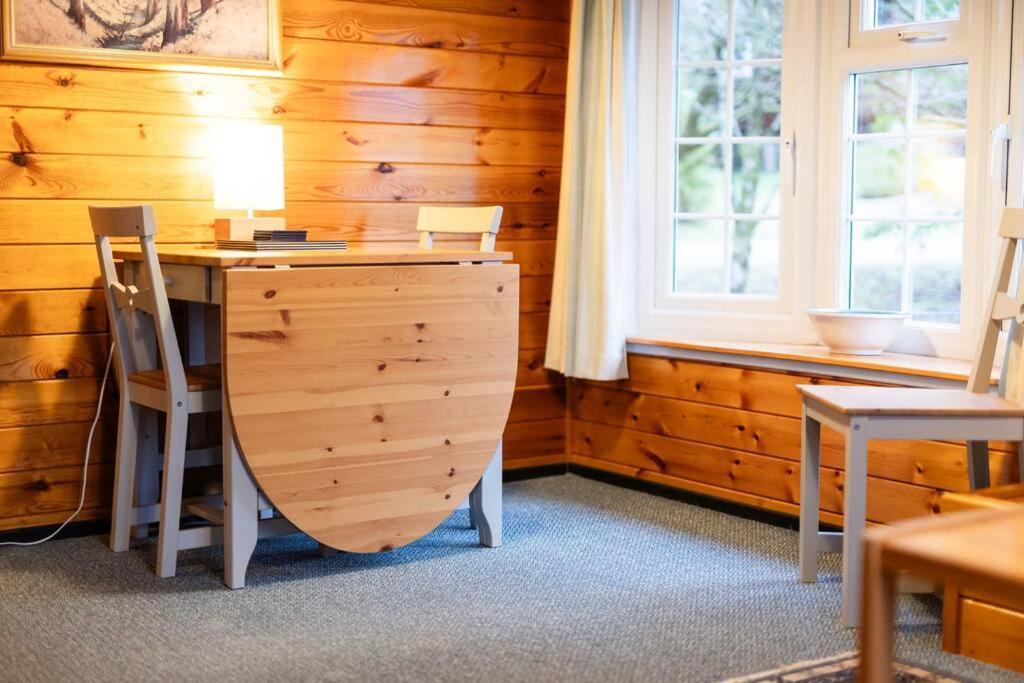 Cozy Norwegian Style Log Cabin In Rural Snowdonia - 2 Bedrooms & Parking By Seren Short Stays Ffestiniog Екстер'єр фото