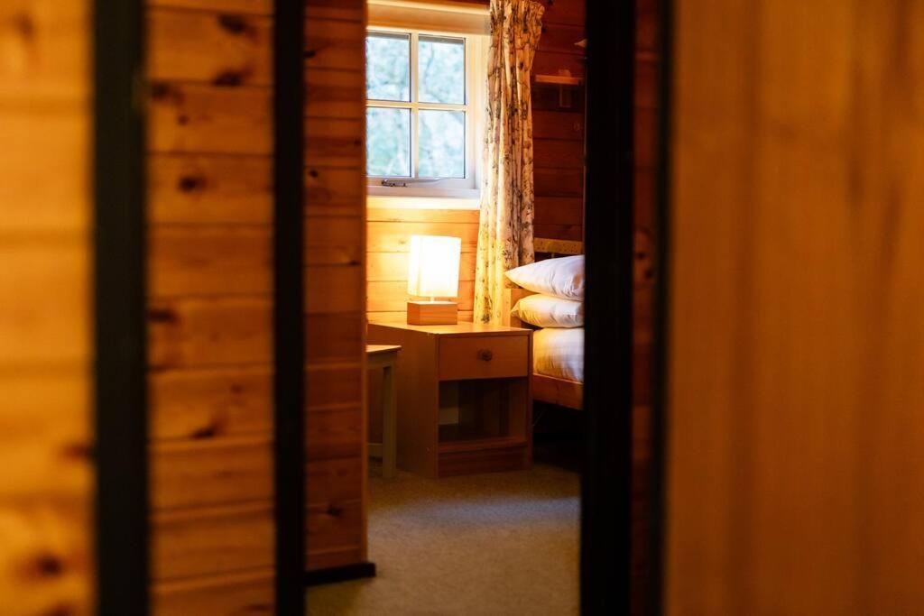 Cozy Norwegian Style Log Cabin In Rural Snowdonia - 2 Bedrooms & Parking By Seren Short Stays Ffestiniog Екстер'єр фото