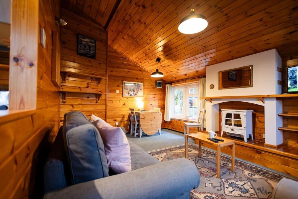 Cozy Norwegian Style Log Cabin In Rural Snowdonia - 2 Bedrooms & Parking By Seren Short Stays Ffestiniog Екстер'єр фото